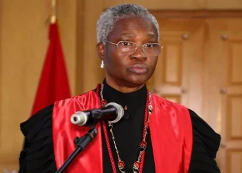 TC dá razão à Exalgina Gamboa e ordena devolução dos passaportes