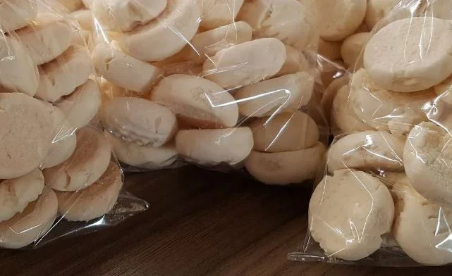 Da Universidade ao empreendedorismo: Antigo docente universitário coloca no mercado “bolacha de mandioca” para garantir sobrevivência