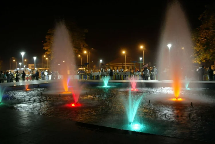 Festival “Angola 50 Anos” leva ao rubro população no Huambo