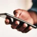 Sociólogo recomenda moderação do uso de telemóvel na infância