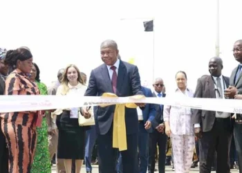 Presidente da República anuncia para breve arranque da segunda fase da refinaria de cabinda