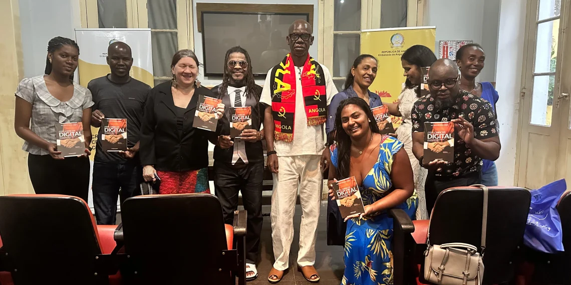 António de Sousa apresenta no Brasil livro “Diplomacia Digital – uma Solução para Promoção da Imagem de Angola”