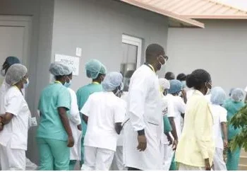Angola contará com cerca de 300 enfermeiros especializados em infecciologia