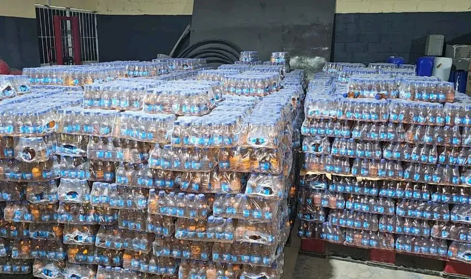 Desmantelada fábrica clandestina de bebidas em Cacuaco