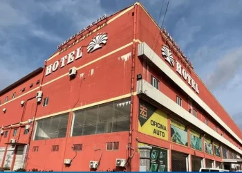 Tribunal julga 35 cidadãos que transformaram Hotel Diamond Black em “quartel de burlas” online