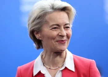 Avião que transportava Von der Leyen alvo de alegada interferência russa