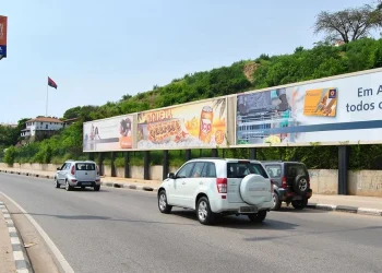 ‎GPL inicia hoje remoção de painéis publicitários em situação irregular
