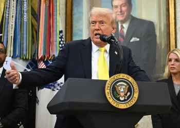 Trump confirma que EUA realizam operações secretas da CIA na Venezuela