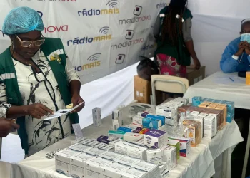 Rádio Mais Cabinda promove feira da saúde com campanha de rastreio de várias doenças
