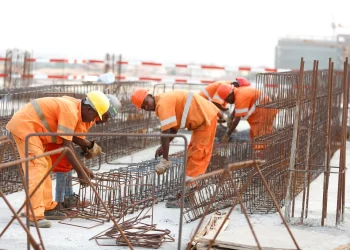Perto de 3 mil obras paralisadas no II trimestre