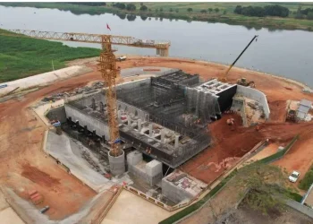 Executivo acelera projectos estruturantes de abastecimento de água em Icolo e Bengo e Namibe