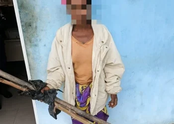 Idosa de 62 anos detida por suposto envolvimento no homicídio da irmã mais velha no Bié