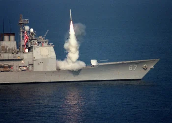 ‘Linha vermelha’: ex-analista da CIA alerta para risco de escalada se os EUA entregarem mísseis Tomahawk a Kiev