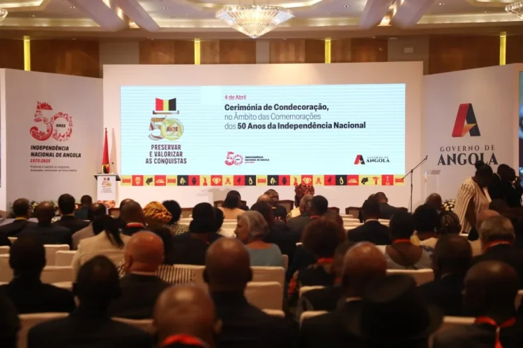 Presidente da República orienta sétima cerimónia de condecorações