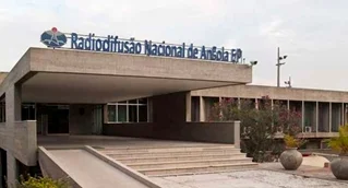 Os meus trinta e tantos anos nas ondas da Rádio Nacional de Angola