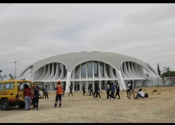 Fazedores de arte enaltecem inauguração do Centro Cultural do Namibe