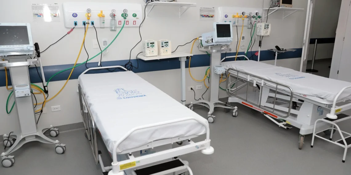 Hospital na Ganda entra na rota das cirurgias complexas e remove megamiomas a paciente