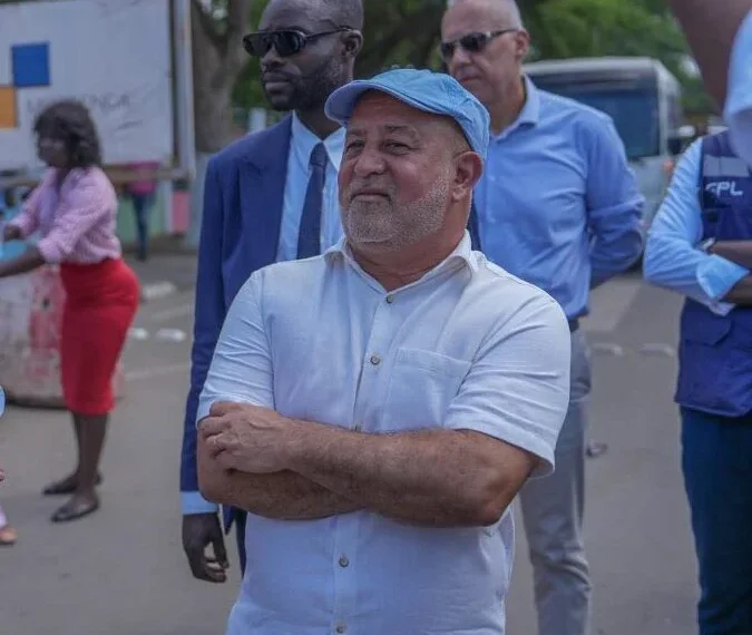 Luís Nunes acompanha andamento das obras nos municípios de Luanda