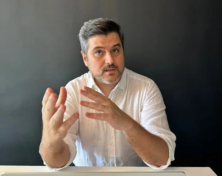 Especialista reforça confiança na actuação independente das autoridades judiciais, e não tem ligação ao caso Kopelipa e Dino