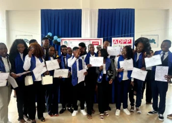 ‎Mais de trinta professores rurais recebem graduação no Bengo‎