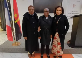 Consulado Geral de Angola em Paris realiza acto consular itinerante em Lyon