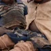 Mãe finge ir à cantina e abandona filha “especial” no INAC