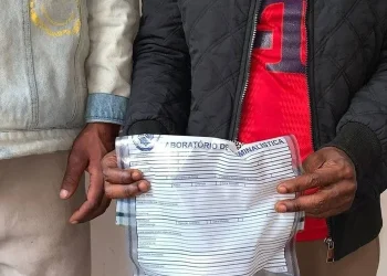 DIIP apreende mais de 100 porções de cocaína e detém dois cidadãos suspeitos de tráfico
