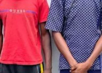 Cidadãos matam o amigo com golpes de tesoura no Uíge