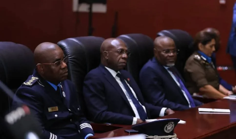 Teté António preside abertura do I° Curso de Formação de Formadores da Polícia Nacional