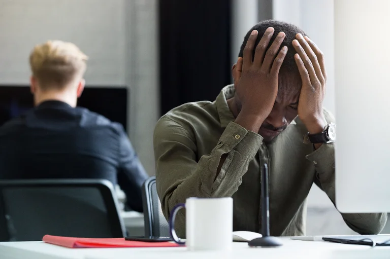 Como a comunicação interna pode evitar o ‘síndrome de Burnout’ no local de trabalho