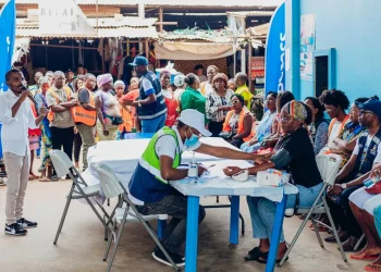 Access Bank promove serviços de saúde e literacia financeira aos vendedores do mercado do Kifica