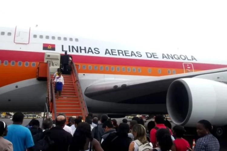 TAAG confirma morte de passageira em voo para Maputo