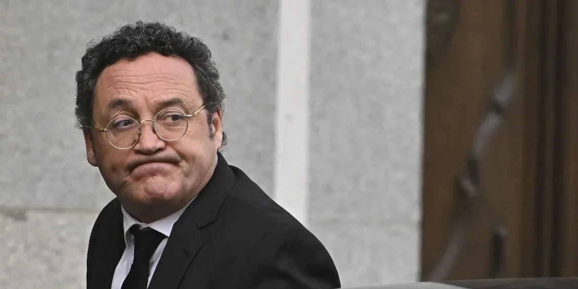 Procurador-geral de Espanha condenado por revelar informações pessoais