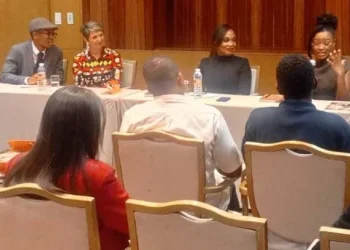 ‘Mentes brilhantes de Angola’ oferece bolsas de estudo para o Reino Unido a jovens angolanos