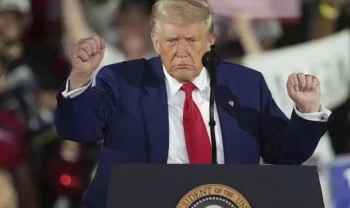Trump bate recorde e enfrenta a mais longa paralisação do governo na história dos EUA