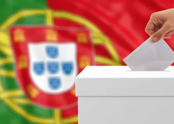 Portugal: André Ventura quase foi padre e Marques Mendes já foi quase tudo. Do 1.º ao último, quem são os candidatos à Presidência?