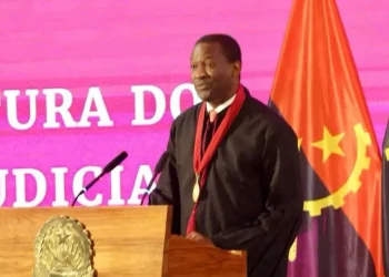 Bastonário desafia advogados a absterem-se de “corrupção” para o resgate da imagem da justiça