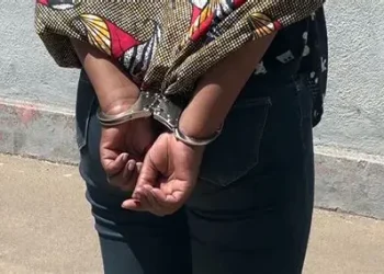 Mãe afoga filha de dois meses no interior de um balde de água no Cazenga