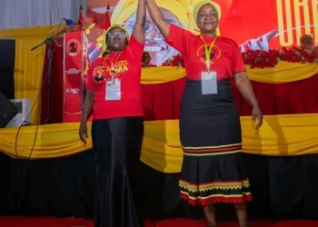 Luzia Policarpo reeleita secretária executiva da OMA em Luanda