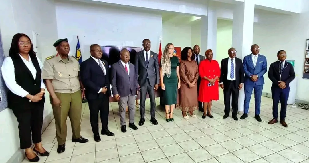 Deputados angolanos auscultam comunidades na Namíbia