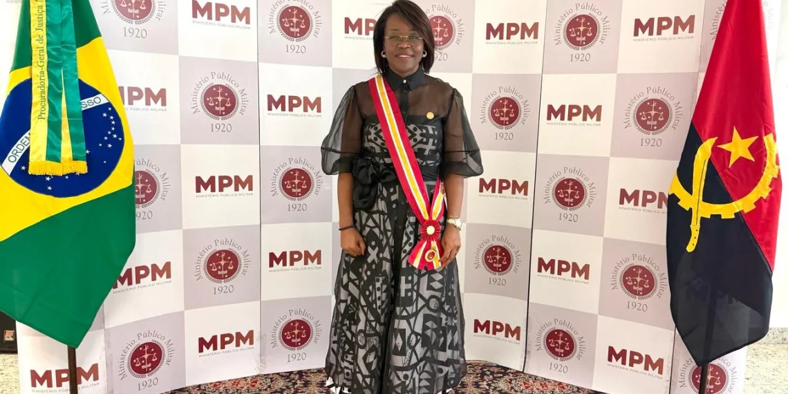 Laurinda Prazeres distinguida com a Medalha Grã-Cruz da Justiça Brasileira