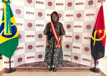 Laurinda Prazeres distinguida com a Medalha Grã-Cruz da Justiça Brasileira