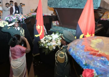 Presidente da Índia rende homenagem ao Fundador da Nação angolana