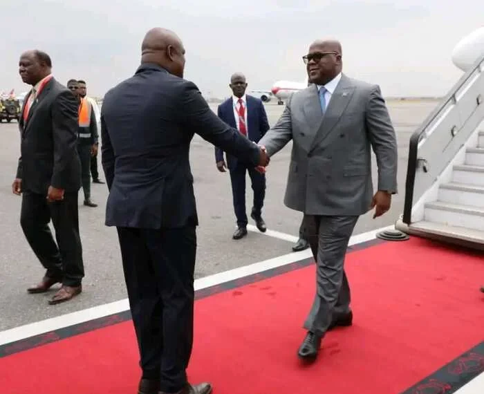Félix Tshisekedi chega a Luanda para Cimeira UA-UE