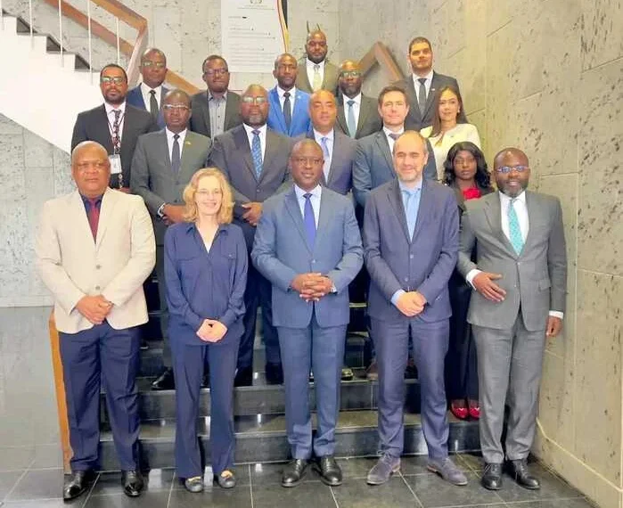Huambo e Reino dos Países Baixos abordam novas áreas de cooperação