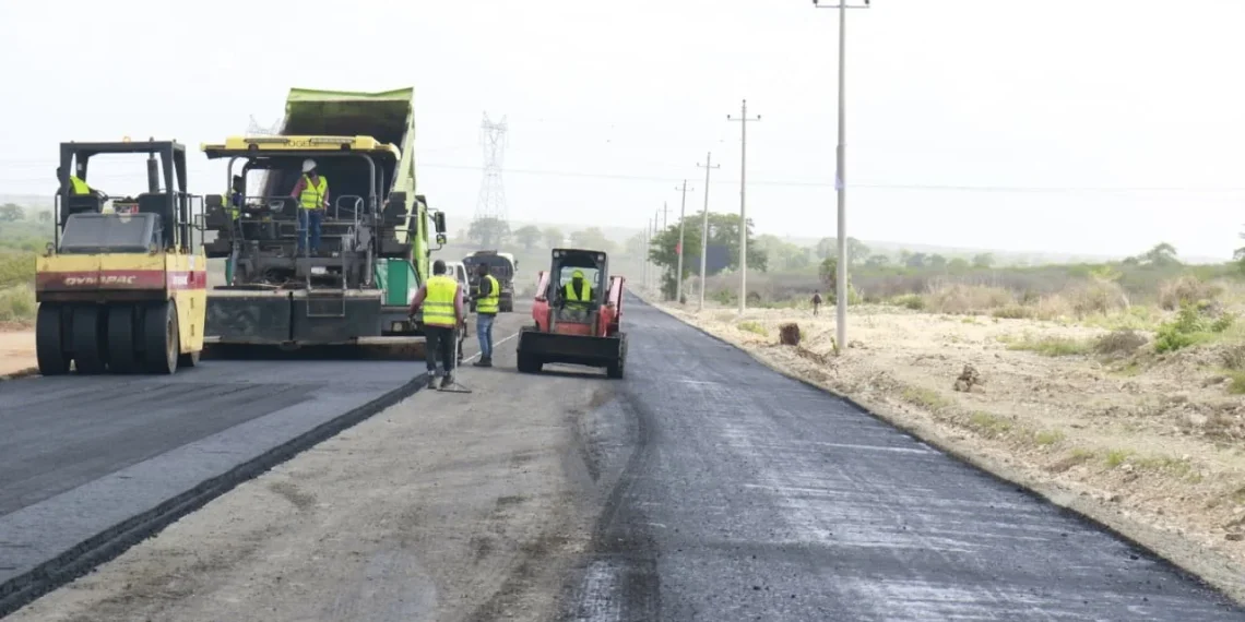 Ministro das obras públicas mostra-se satisfeito com avanço das obras no Icolo e Bengo