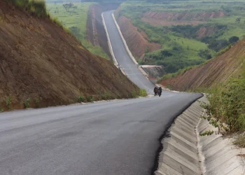 Governo prevê reabilitar mais de 400 quilómetros de estradas na Lunda-Norte