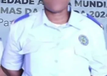Funcionária do SME detida em flagrante delito por actos de corrupção e auxílio à imigração ilegal