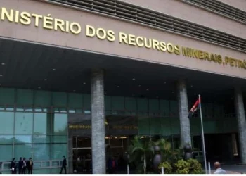 DR