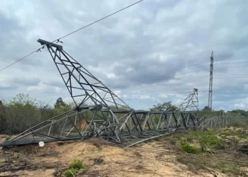 Vandalização de torres eléctricas poderá deixar os municípios da Caála e Ecunha sem energia eléctrica